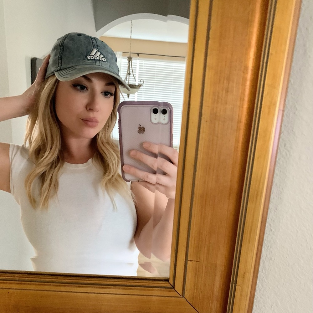 Meet your Posher, Brittany